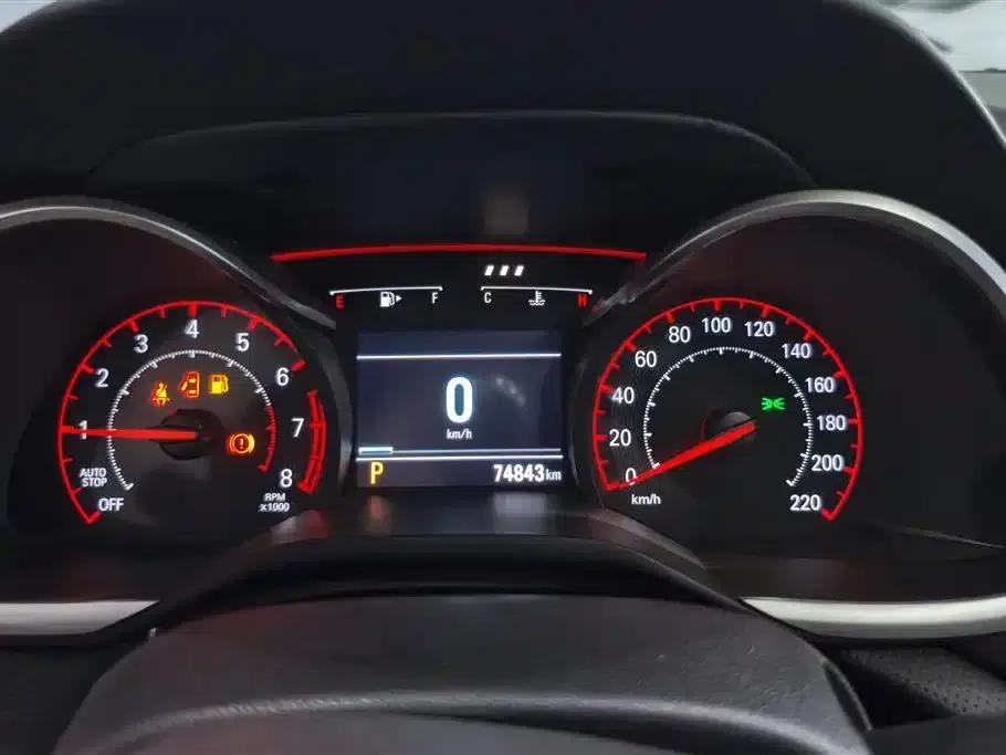 Chevrolet Cruze 2020 Mild Hybrid RS 330T Automatic Comfort Edition — миниатюра 14