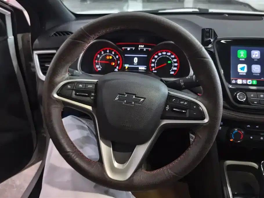Chevrolet Cruze 2020 Mild Hybrid RS 330T Automatic Comfort Edition — миниатюра 15