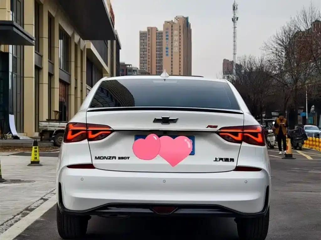 Chevrolet Cruze 2019 RS 330T Automatic Comfort Edition (China VI Emission Standard) — миниатюра 8