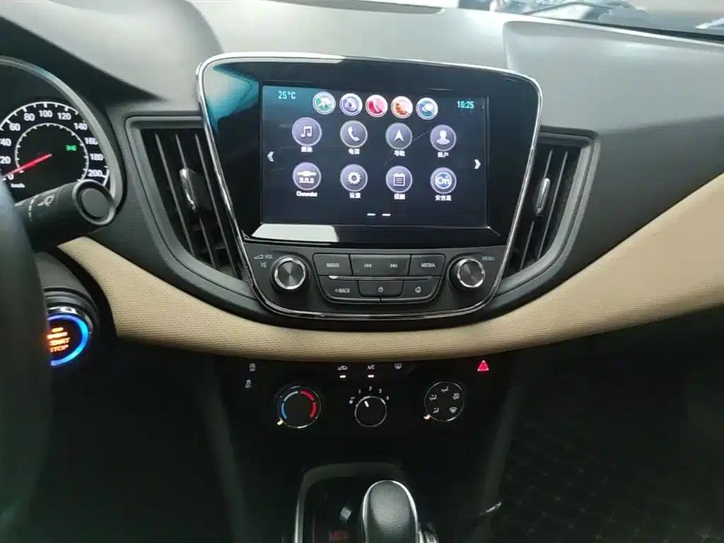 Chevrolet Cruze 2020 320 Automatic Comfort Edition — миниатюра 13