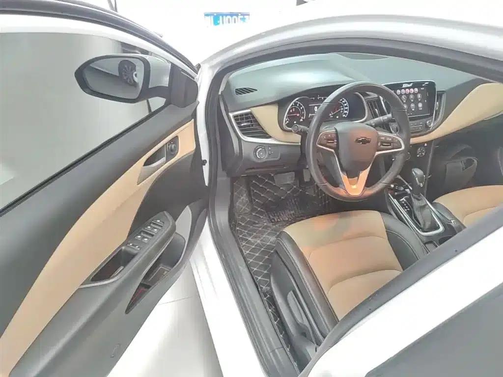 Chevrolet Cruze 2020 320 Automatic Comfort Edition — миниатюра 16