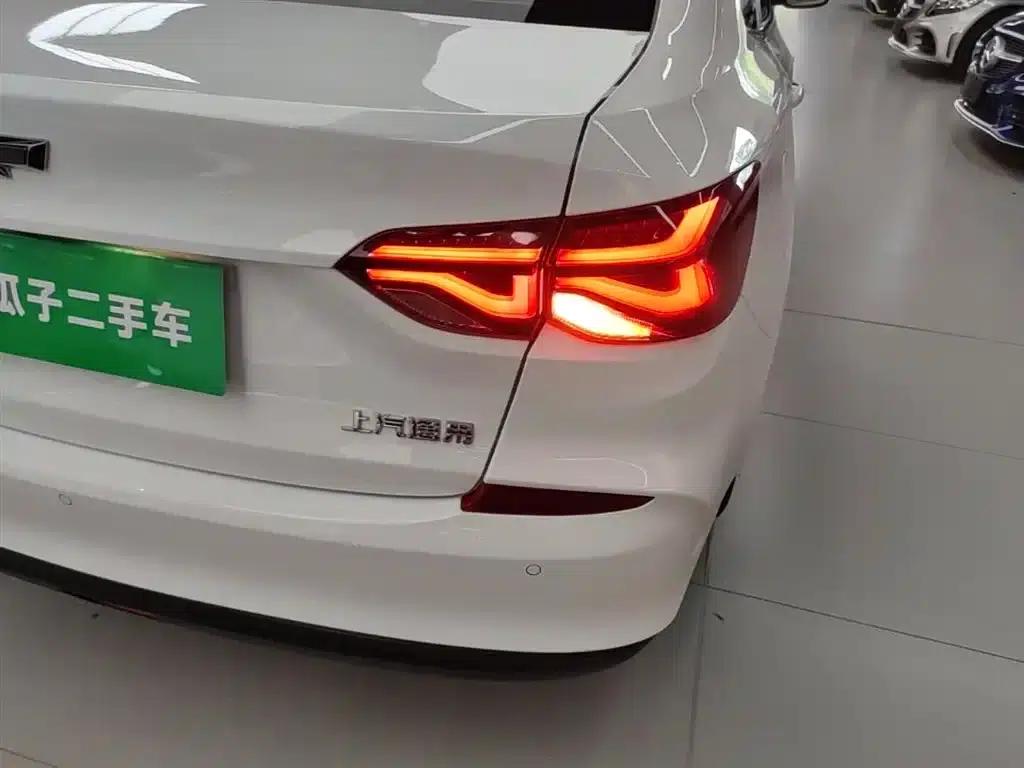 Chevrolet Cruze 2020 320 Automatic Comfort Edition — миниатюра 8