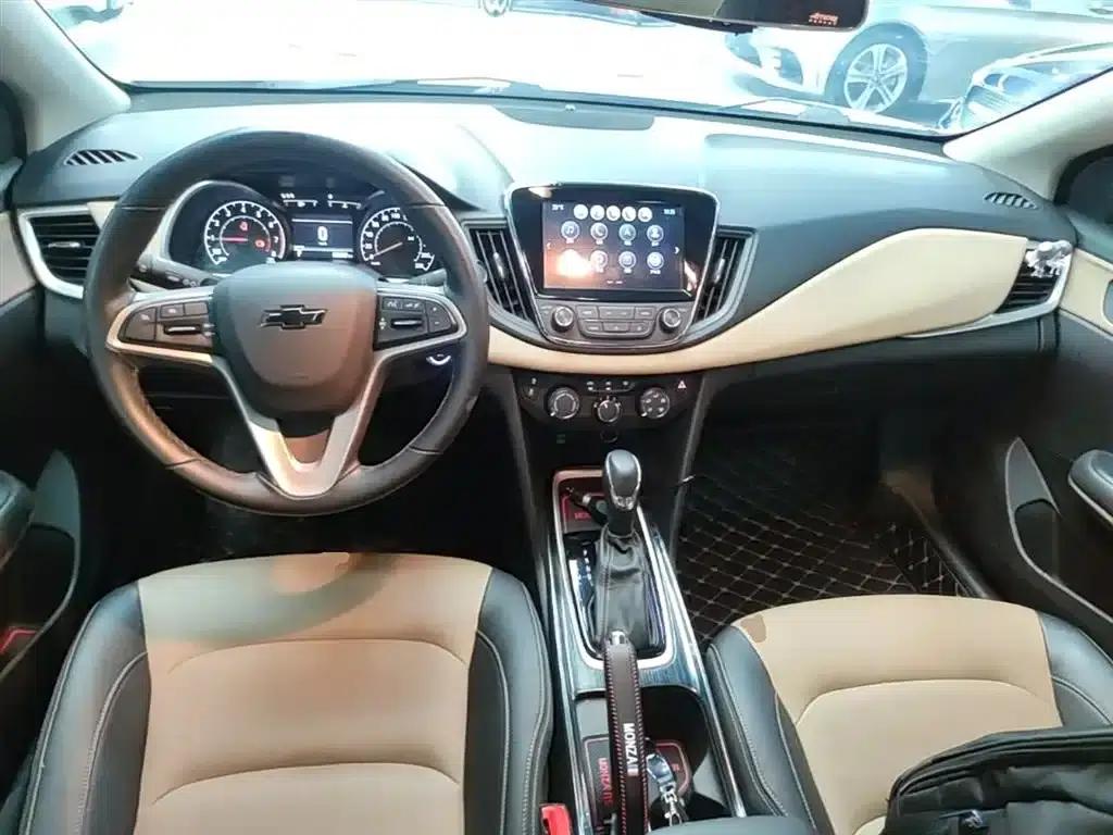 Chevrolet Cruze 2020 320 Automatic Comfort Edition — миниатюра 10