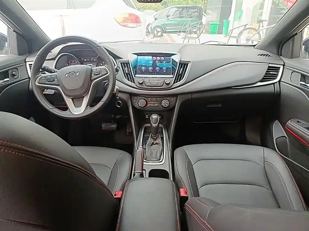 Chevrolet Cruze 2019 RS 330T Automatic Comfort Edition (China VI Emission Standard) — миниатюра 10