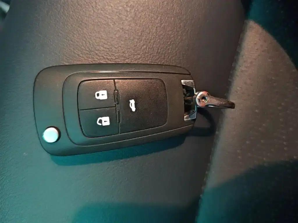 Chevrolet Cruze 2024 1.5L Dual-Clutch Enjoy Edition — миниатюра 17