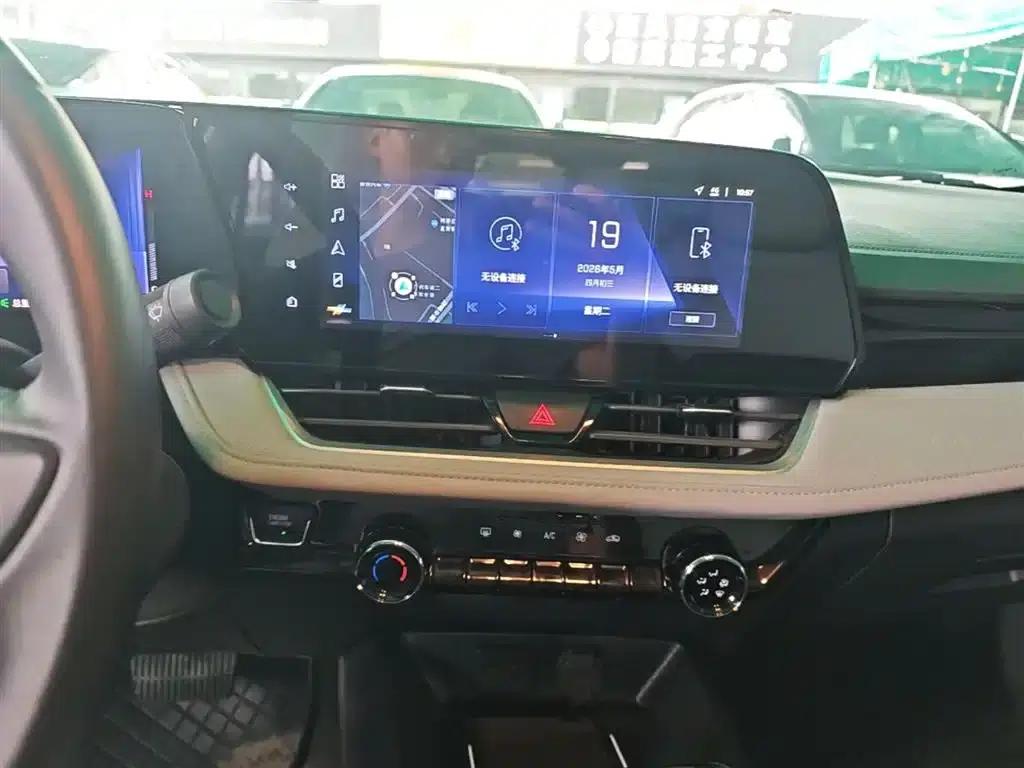 Chevrolet Cruze 2024 1.5L Dual-Clutch Enjoy Edition — миниатюра 9