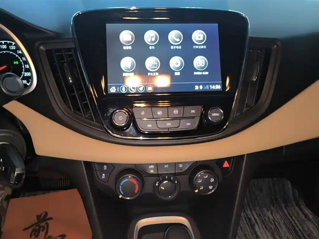Chevrolet Cruze 2020 320 Automatic Enjoy Edition — миниатюра 13