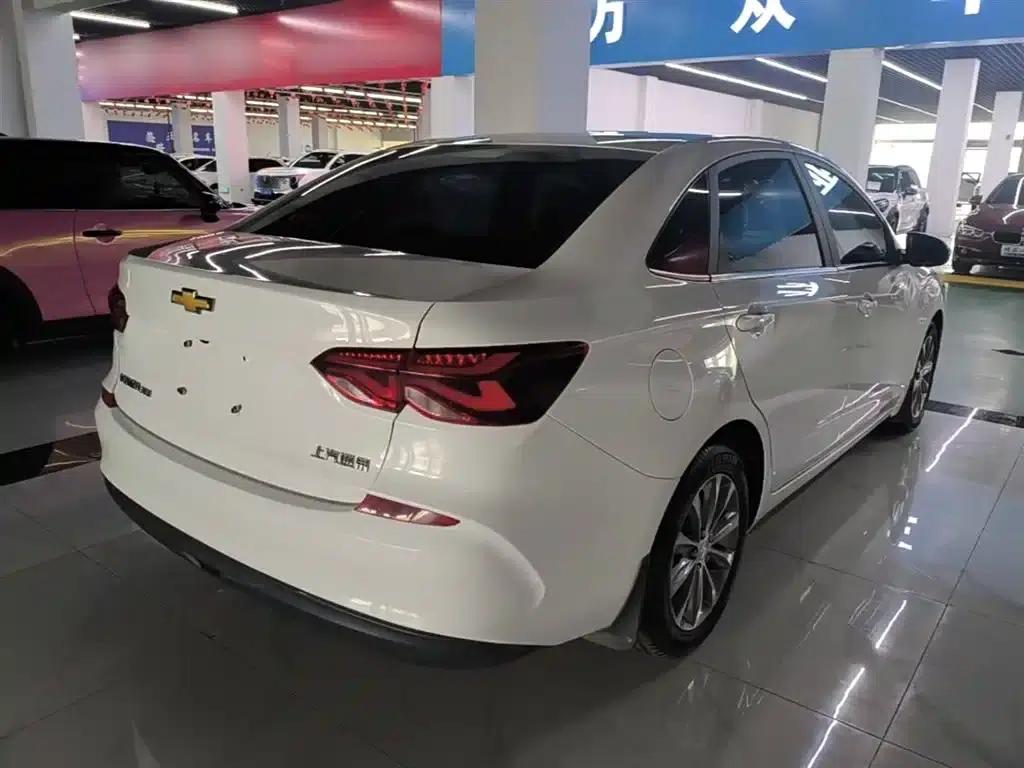 Chevrolet Cruze 2020 320 Automatic Enjoy Edition — миниатюра 7