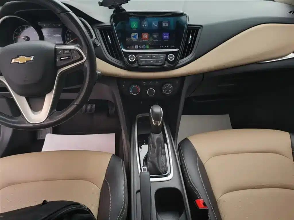 Chevrolet Cruze 2021 320 Automatic Enjoy Sunroof Edition — миниатюра 14