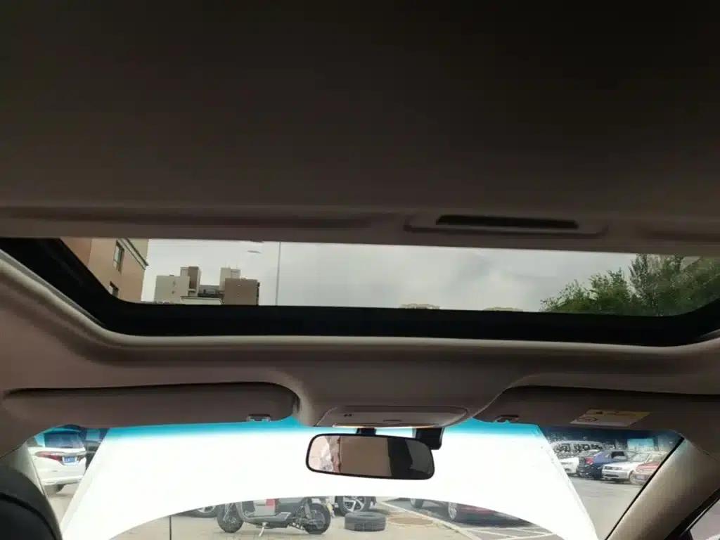 Chevrolet Cruze 2021 320 Automatic Enjoy Sunroof Edition — миниатюра 18