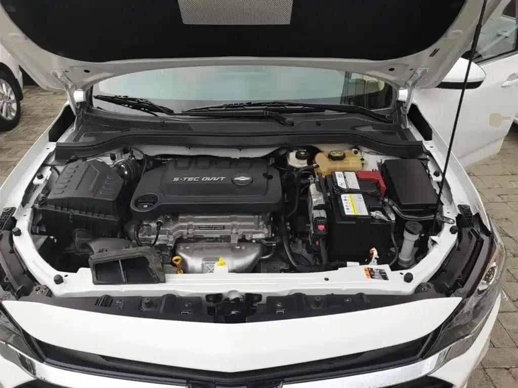 Chevrolet Cruze 2021 320 Automatic Enjoy Sunroof Edition — миниатюра 20