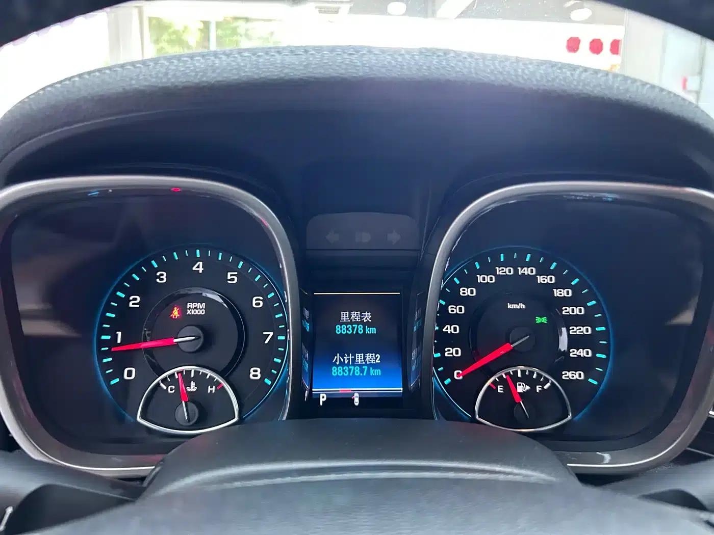 Chevrolet Malibu 2012 2.0L Automatic Comfort Edition — миниатюра 15