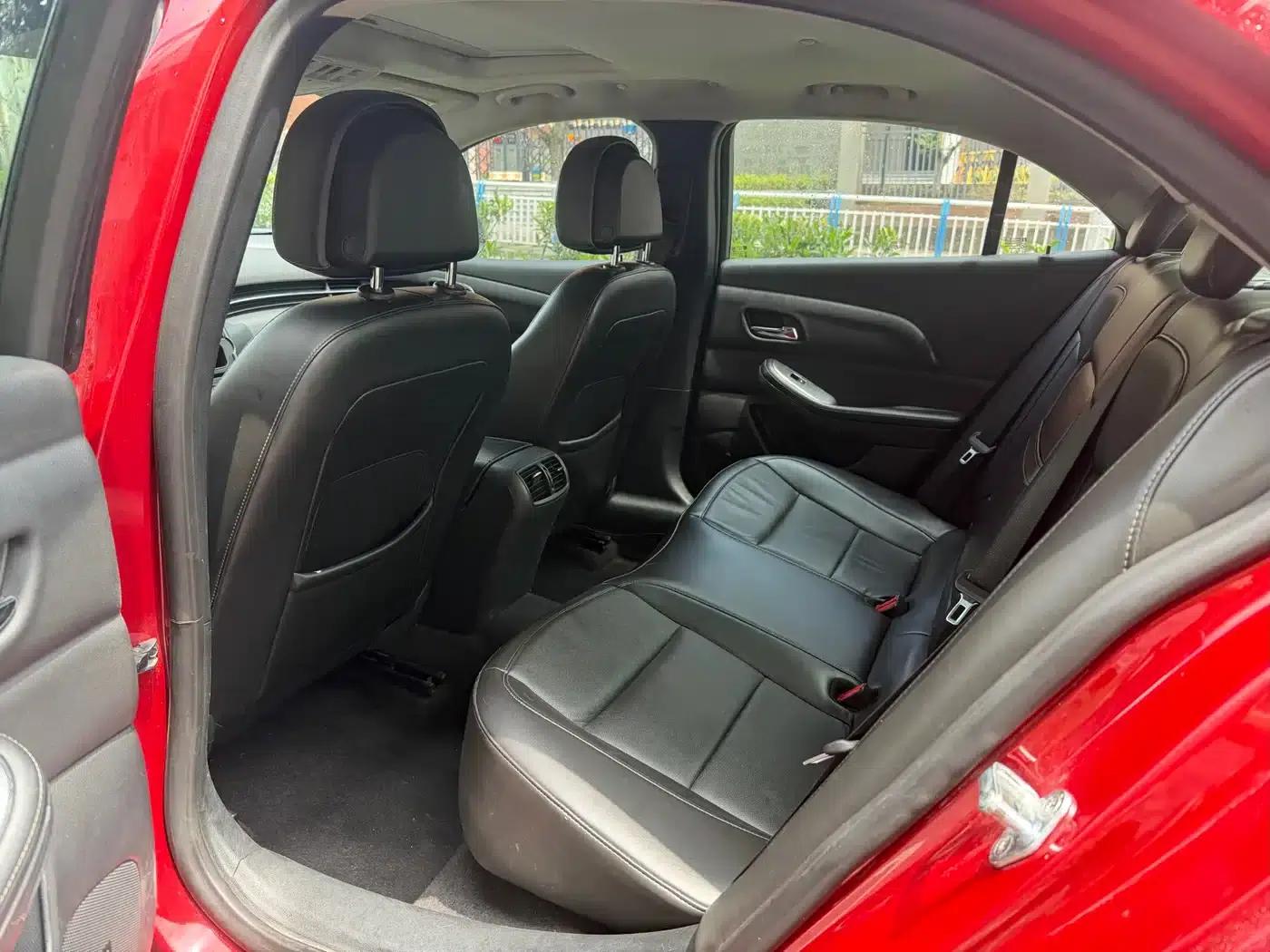 2014 Chevrolet Malibu 2.4L Automatic Flagship Edition — миниатюра 9