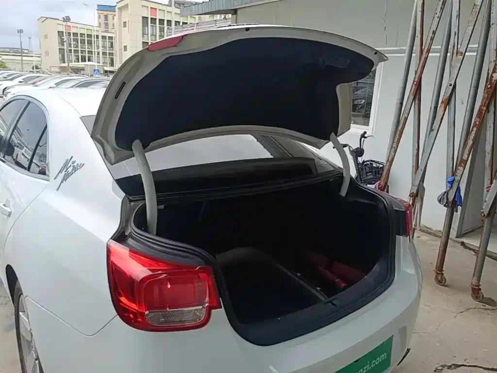 2014 Chevrolet Malibu 2.0L Automatic Comfort Edition — миниатюра 19