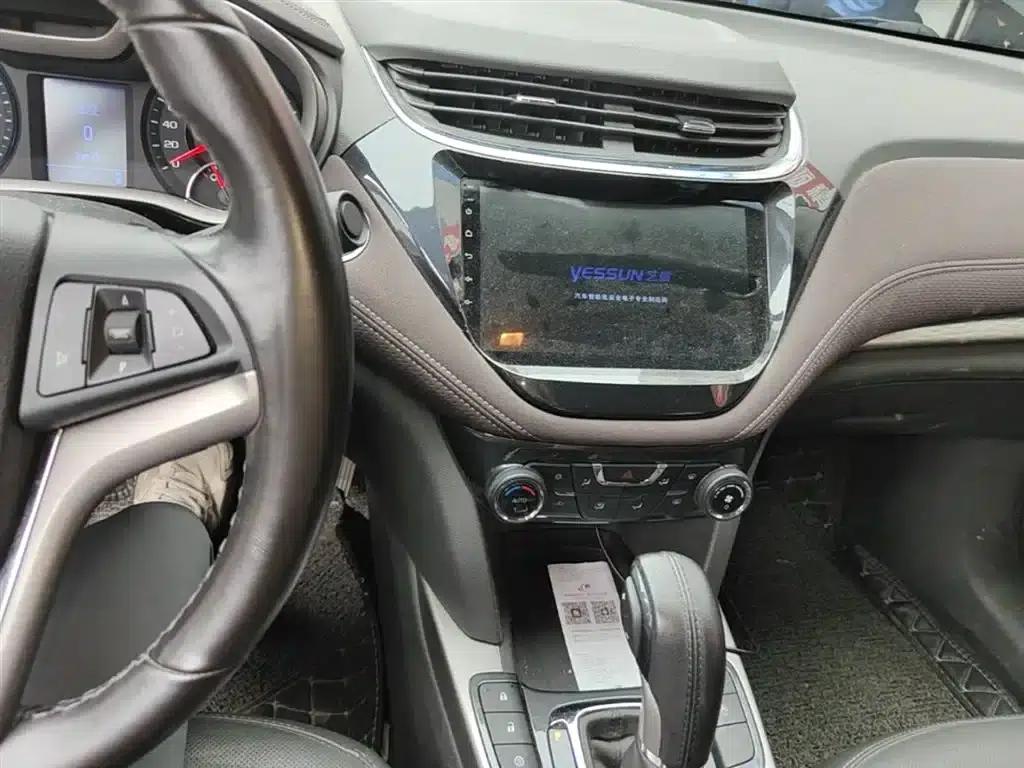 2018 Chevrolet Malibu 530T Automatic Fashion Edition — миниатюра 13