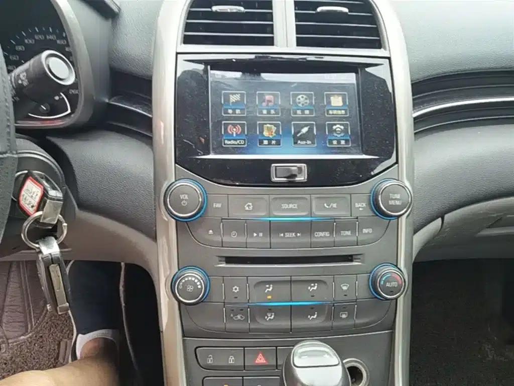 2014 Chevrolet Malibu 2.0L Automatic Luxury Edition — миниатюра 13