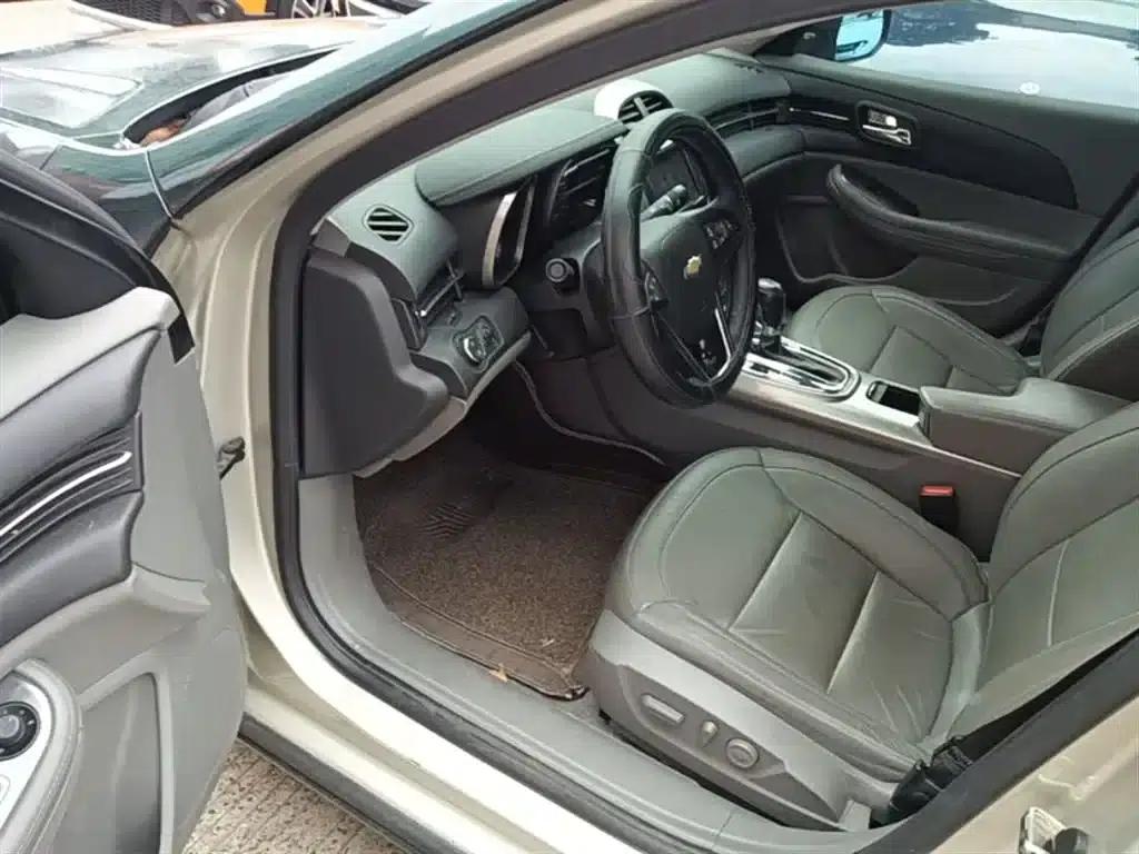 2014 Chevrolet Malibu 2.0L Automatic Luxury Edition — миниатюра 16