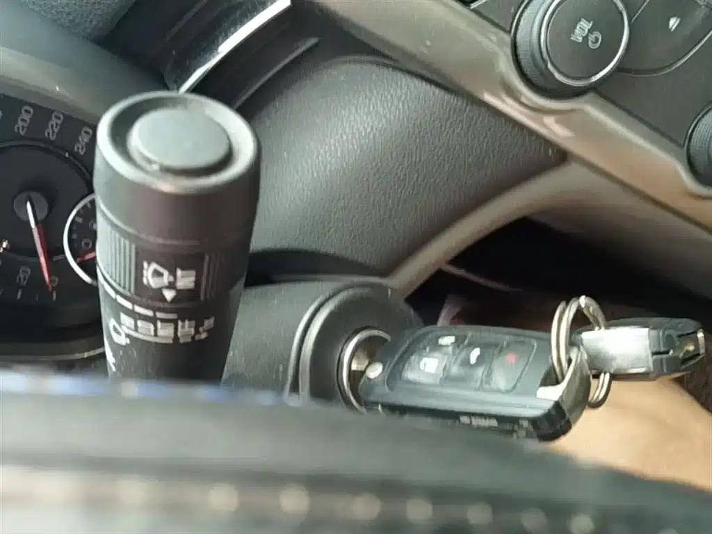 2014 Chevrolet Malibu 2.0L Automatic Luxury Edition — миниатюра 9