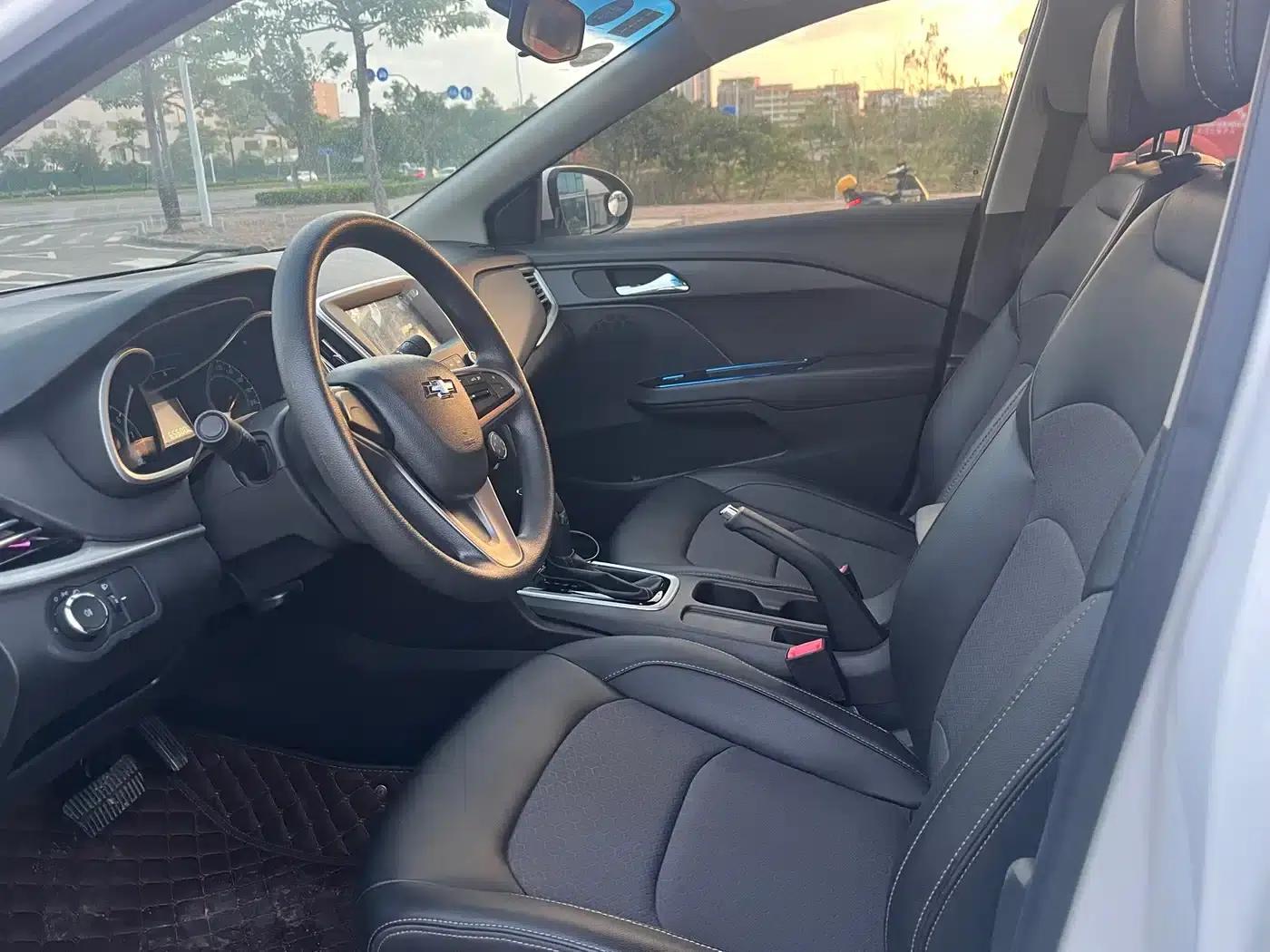Chevrolet Cruze 2019 320 Automatic Comfort Edition — миниатюра 4