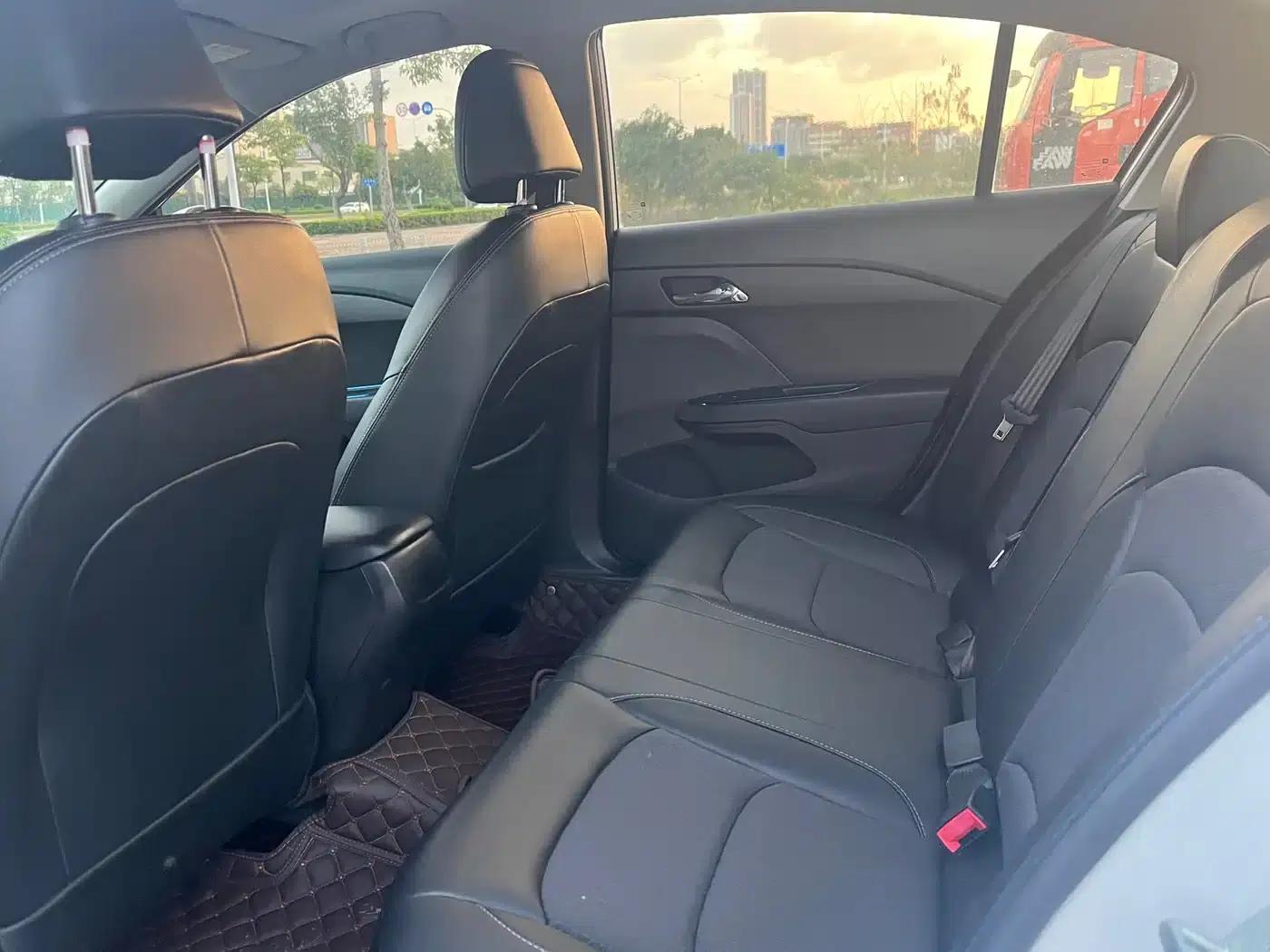 Chevrolet Cruze 2019 320 Automatic Comfort Edition — миниатюра 5