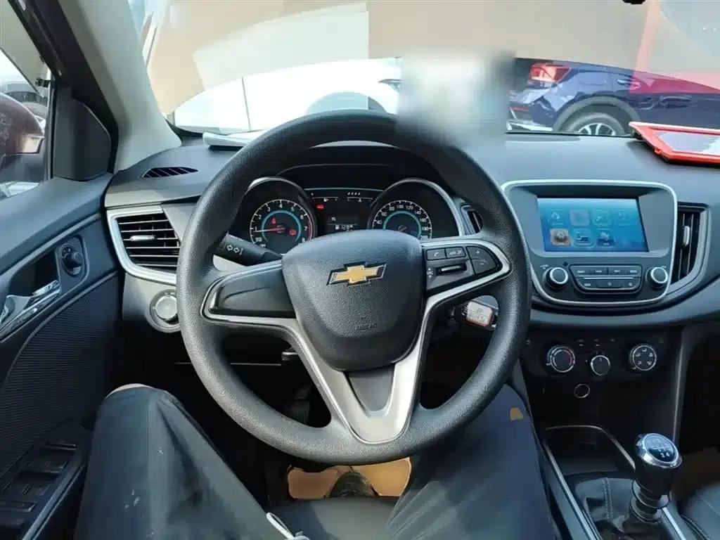 Chevrolet Cruze 2018 320 Manual Comfort Edition — миниатюра 11