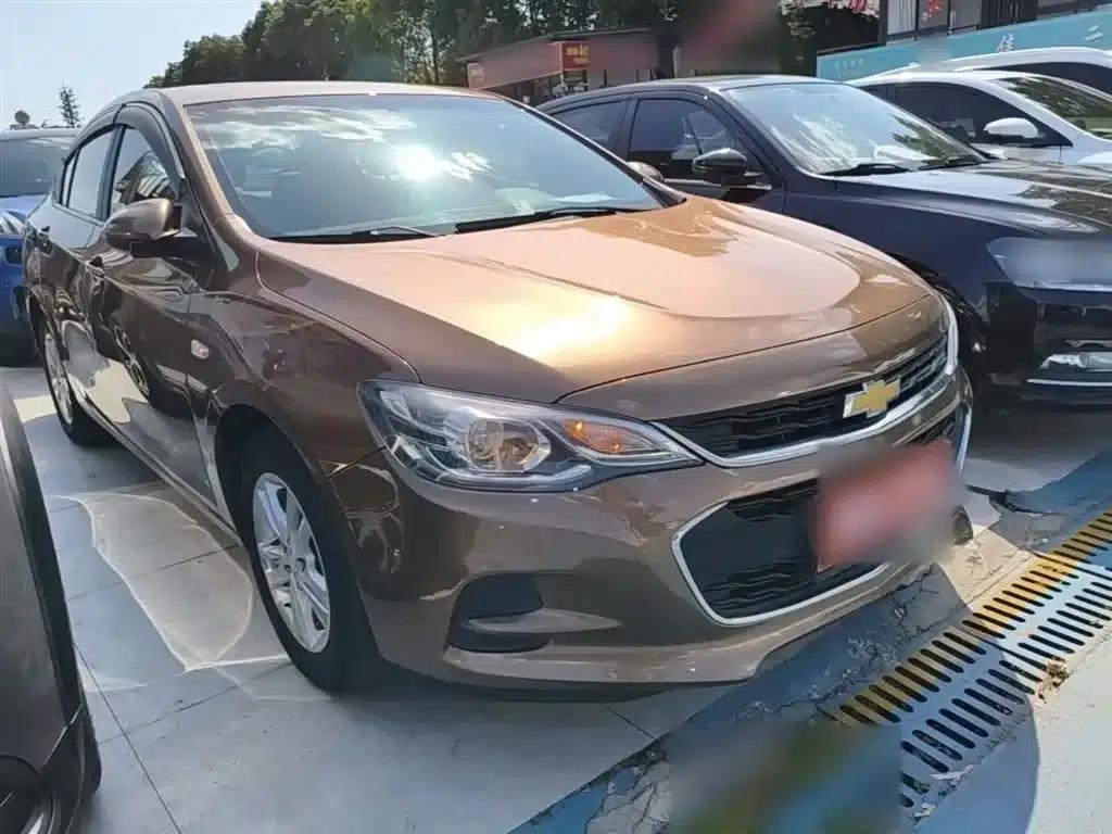 Chevrolet Cruze 2018 320 Manual Comfort Edition — миниатюра 4