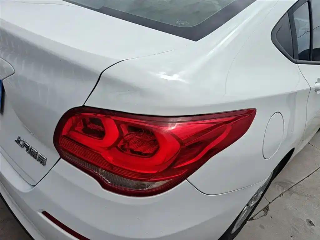 Chevrolet Cruze 2018 320 Automatic Sunroof Edition — миниатюра 8