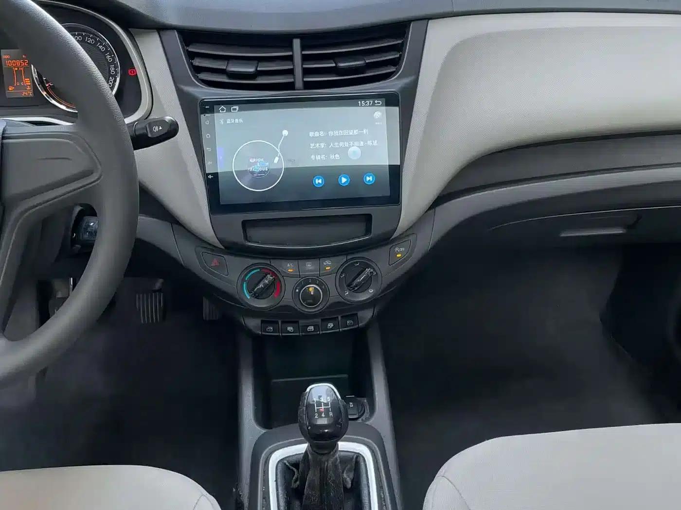 Sail 2015 Model, Sail 3 1.5L Manual Ideal Sunroof Edition — миниатюра 5