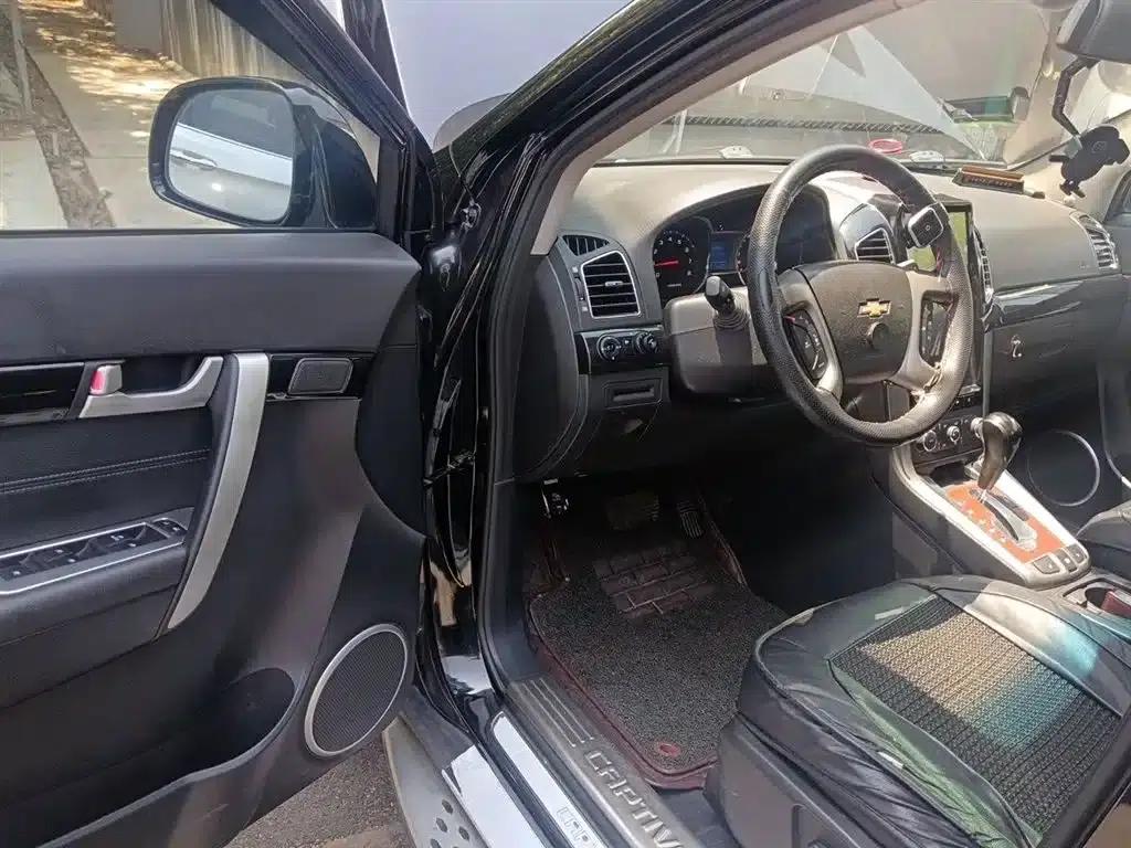 2015 Chevrolet Captiva 2.4L 4WD Flagship Edition 7-Seater — миниатюра 14