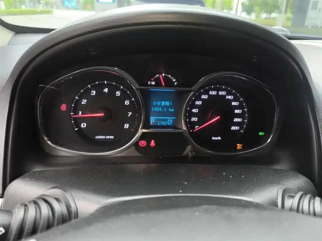 2015 Chevrolet Captiva 2.4L 2WD City Edition 5-seater — миниатюра 8