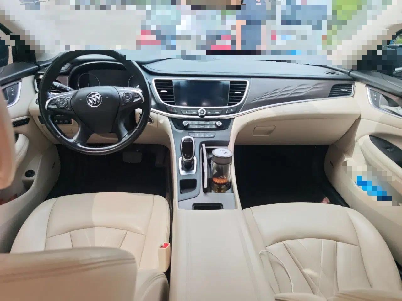 Buick LaCrosse 2020 Avenir Avia Flagship Model — миниатюра 10