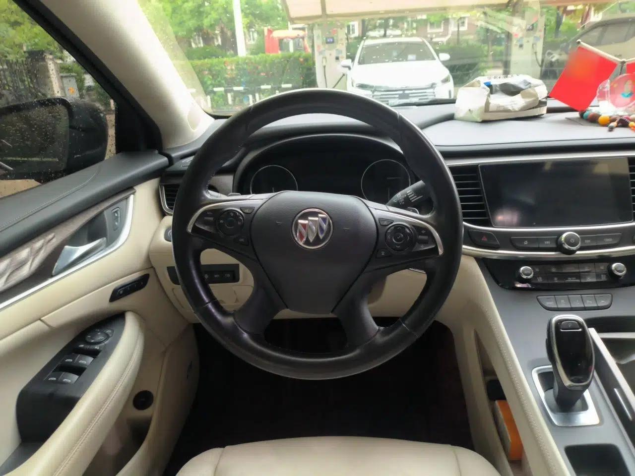 Buick LaCrosse 2021 Avenir Aivia Flagship Model — миниатюра 11