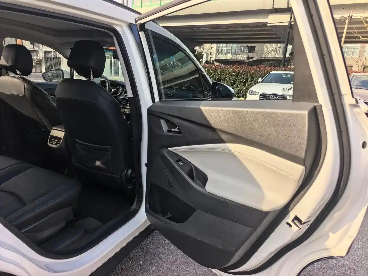 2019 Chevrolet Orlando 530T Automatic Enjoy Edition (5+2 models) China VI Emission Standard — миниатюра 17