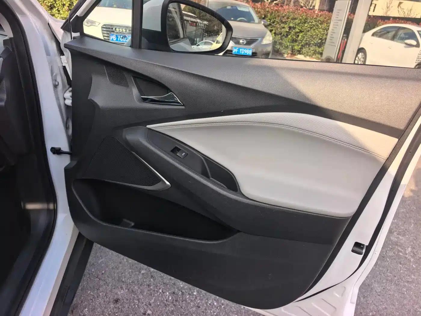 2019 Chevrolet Orlando 530T Automatic Enjoy Edition (5+2 models) China VI Emission Standard — миниатюра 8