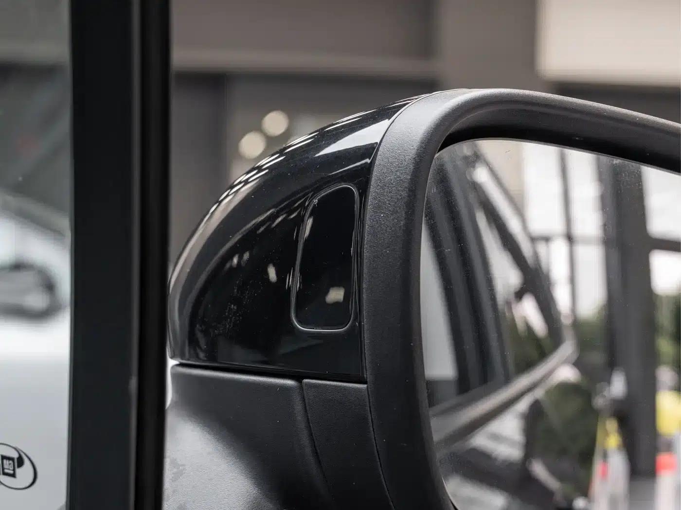 2020 Chevrolet Orlando Mild Hybrid Redline 530T Automatic Premium Edition (5+2 models) — миниатюра 4