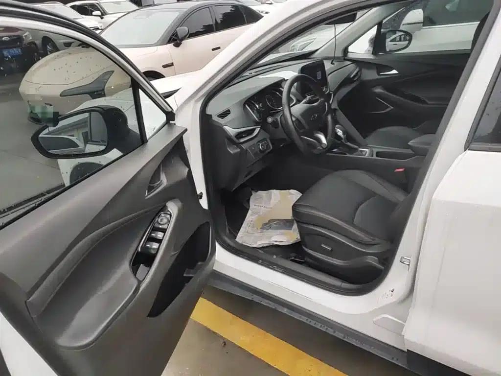 2020 Chevrolet Orlando Mild Hybrid Redline 530T Automatic Luxury Edition (5+2 models) — миниатюра 16