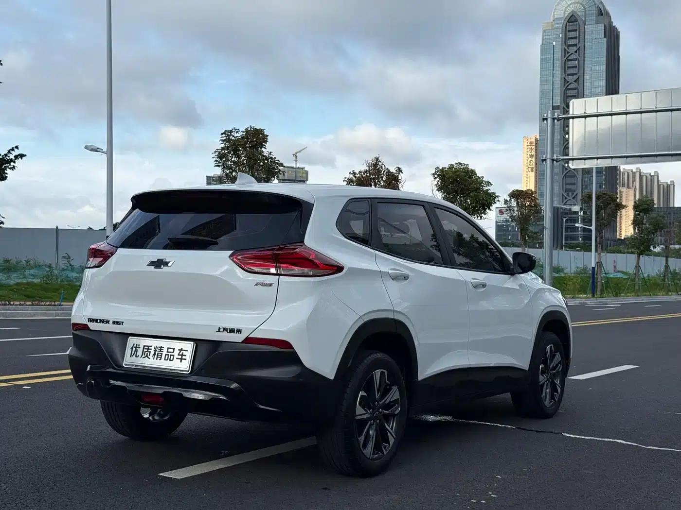 Chevrolet Trax 2023 RS 1.5T CVT — миниатюра 28