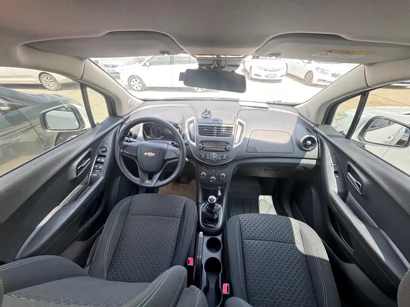 Chevrolet Trax 2014 1.4T Manual 2WD Comfort Model — миниатюра 8