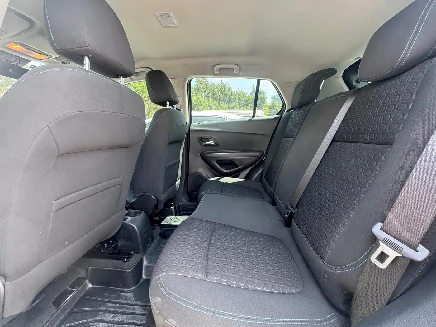 Chevrolet Trax 2014 1.4T Manual 2WD Comfort Model — миниатюра 9