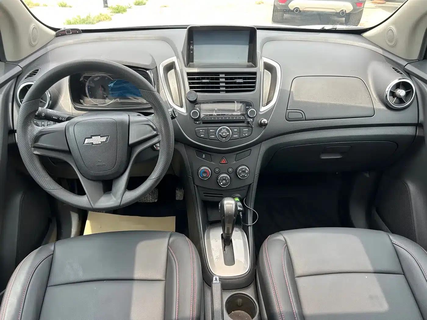 Chevrolet Trax 2016 1.4T Automatic 2WD Comfort Sunroof Edition — миниатюра 13