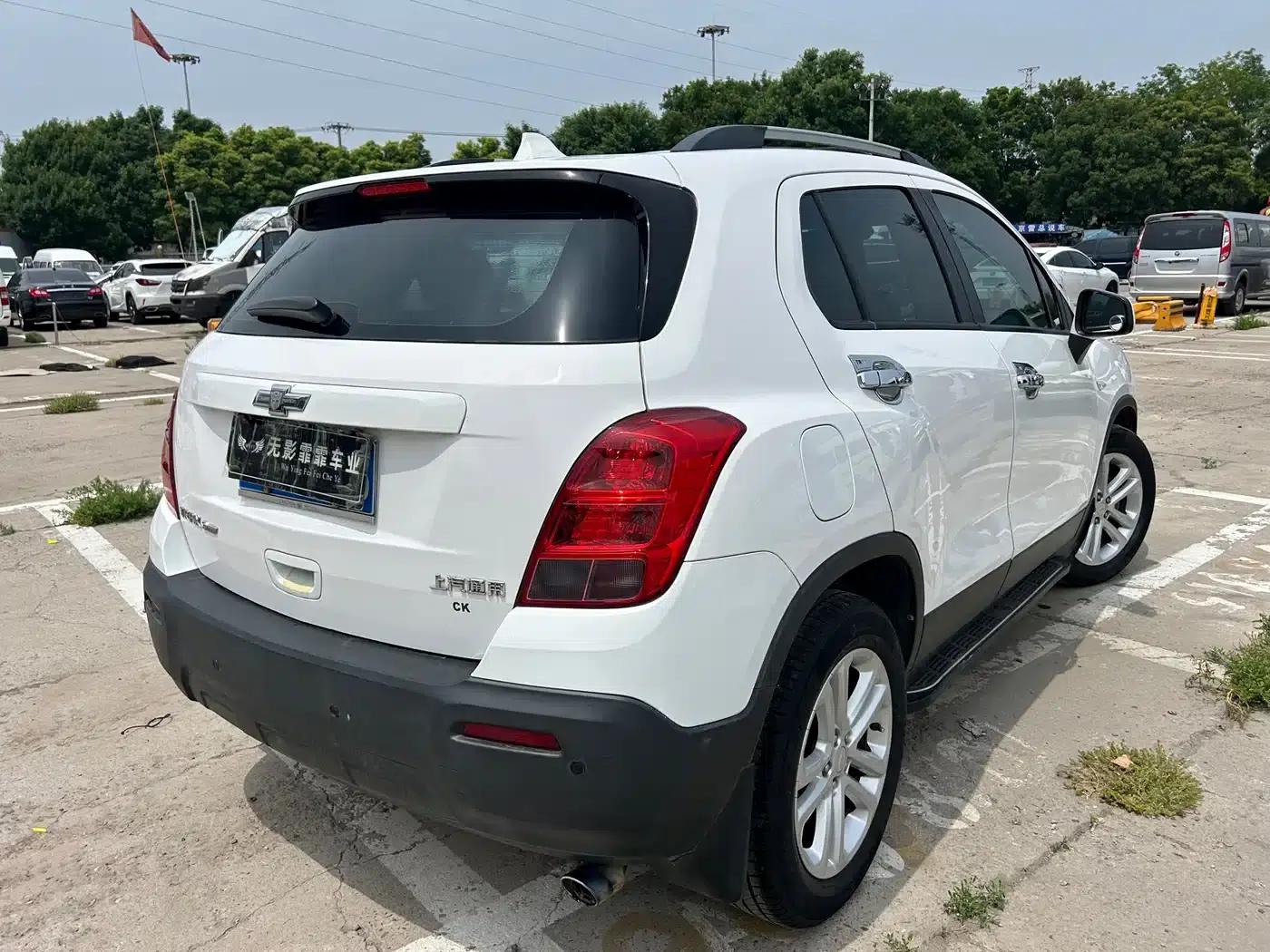 Chevrolet Trax 2016 1.4T Automatic 2WD Comfort Sunroof Edition — миниатюра 7