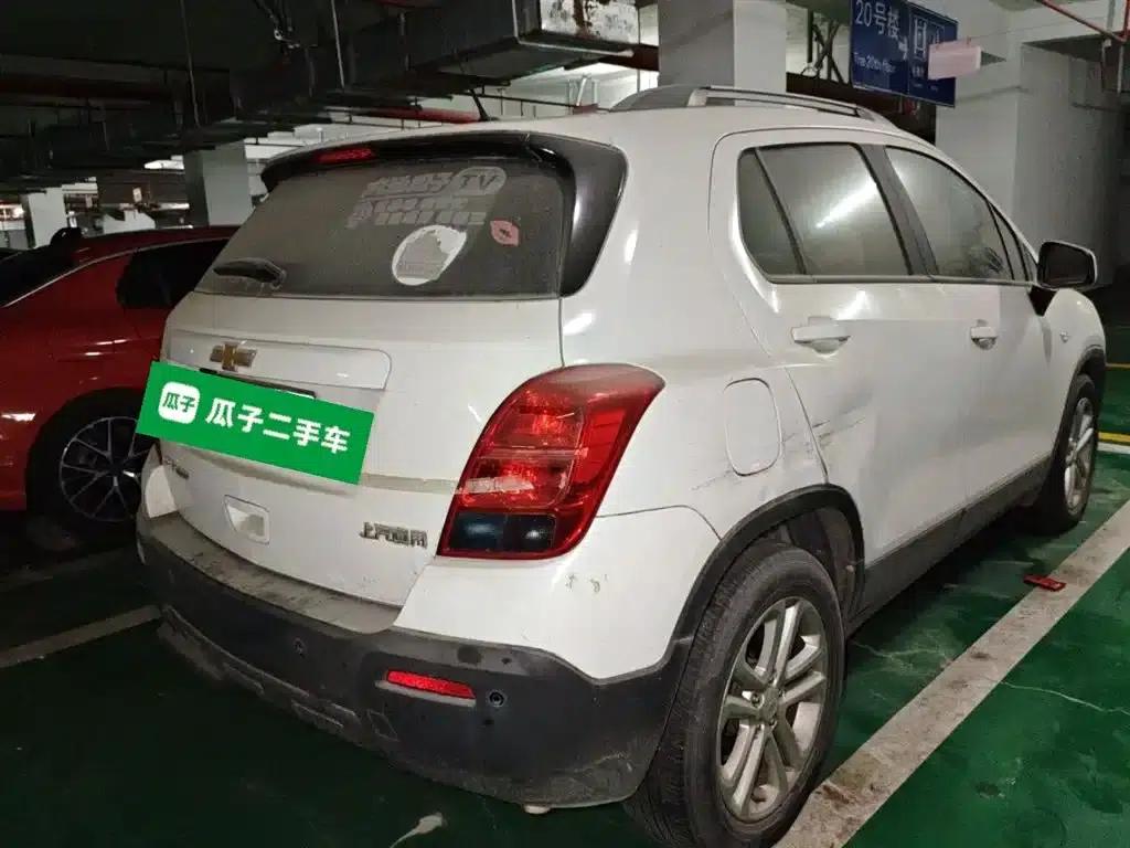 Chevrolet Trax 2016 1.4T Automatic 2WD Comfort Sunroof Edition — миниатюра 5