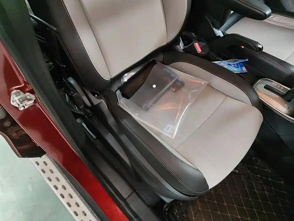 Chevrolet Trax 2014 1.4T Automatic 2WD Luxury — миниатюра 25