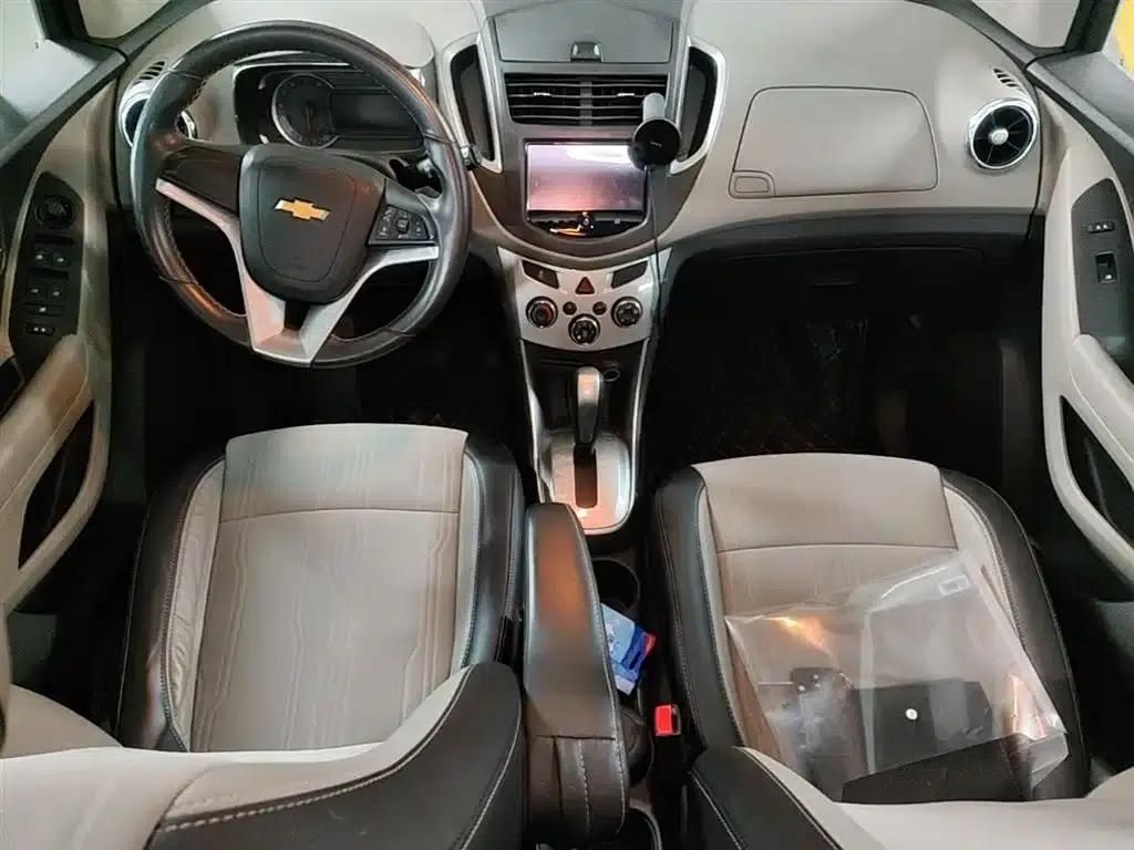 Chevrolet Trax 2014 1.4T Automatic 2WD Luxury — миниатюра 10