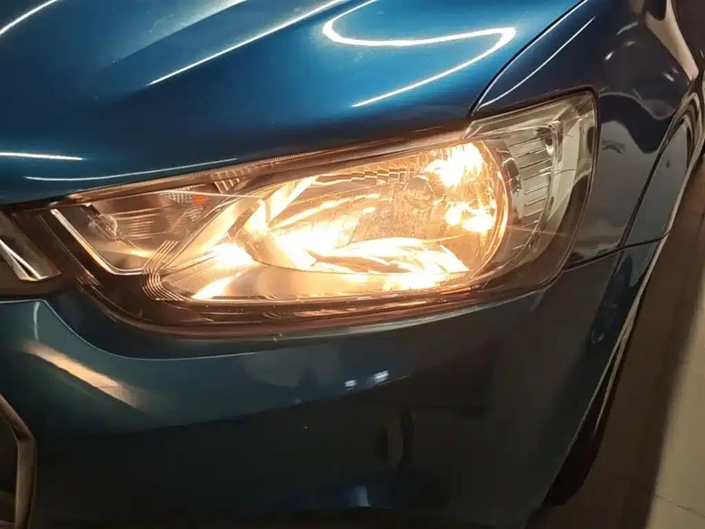 2014 Aveo Sedan 1.4SL MT Comfort Edition — миниатюра 24