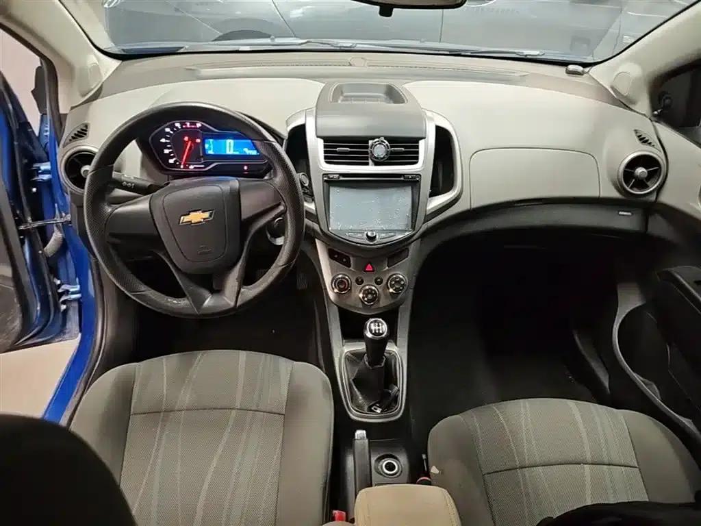 2014 Aveo Sedan 1.4SL MT Comfort Edition — миниатюра 10