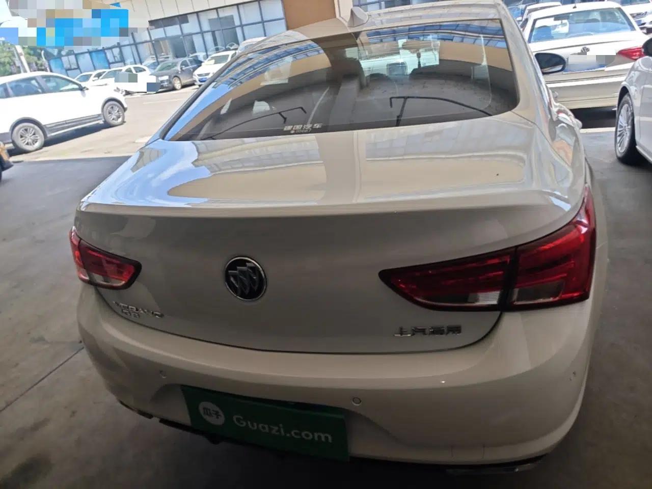 Buick Verano 2018 Sedan 15S Automatic Leading Model — миниатюра 5