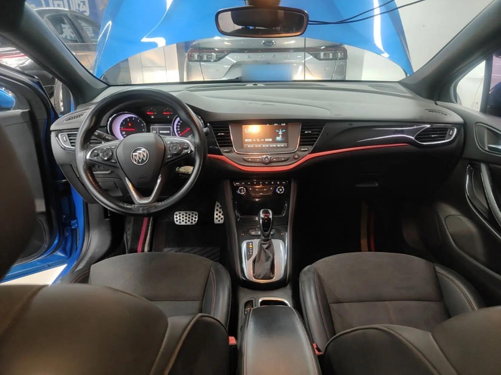 Buick Verano 2016 Hatchback GS 20T Dual-Clutch Passionate Sporty Model — миниатюра 13