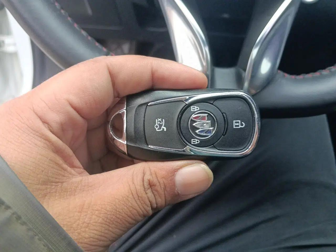 Buick Verano 2023 Pro GS Swift Edition — миниатюра 9