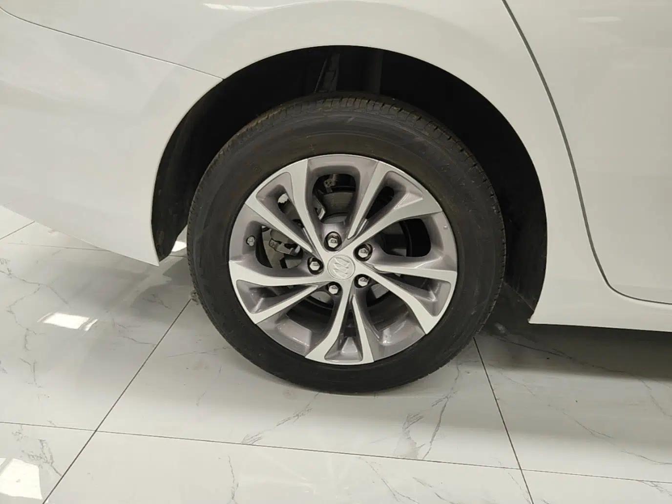 Buick Verano 2023 Pro Enjoyment Edition — миниатюра 10